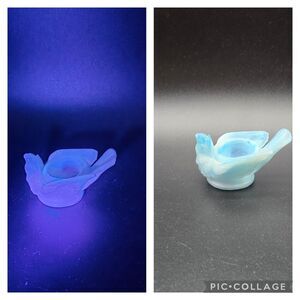Vintage Degenhart Bird With Berry Open Salt Cellar Light Blue Slag Swirl Glows